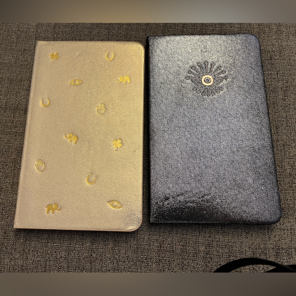 Elegant Black and Gold Clutch Set